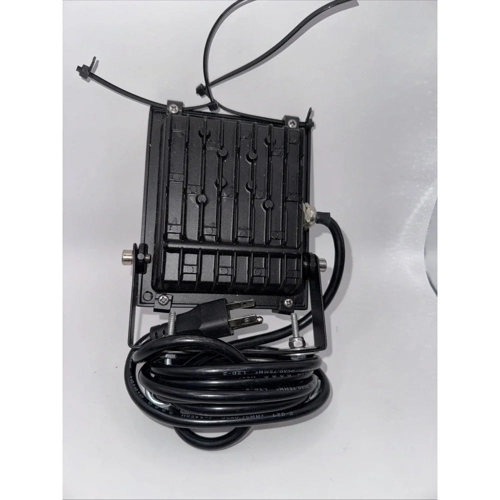 Melpo 15w flood